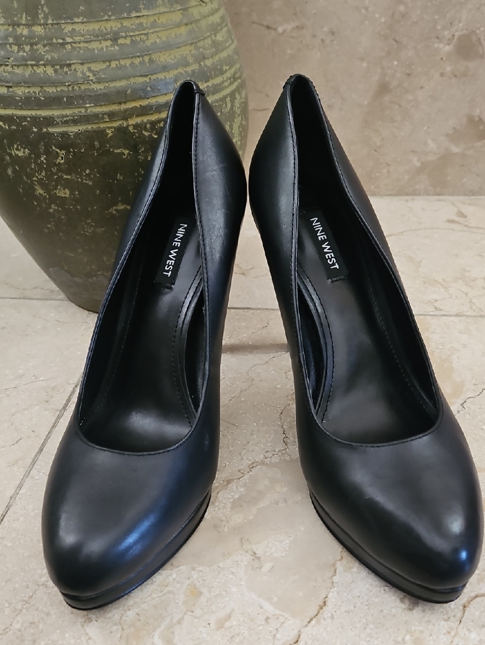 Nine West Black Leather Pointed-Toe Pumps